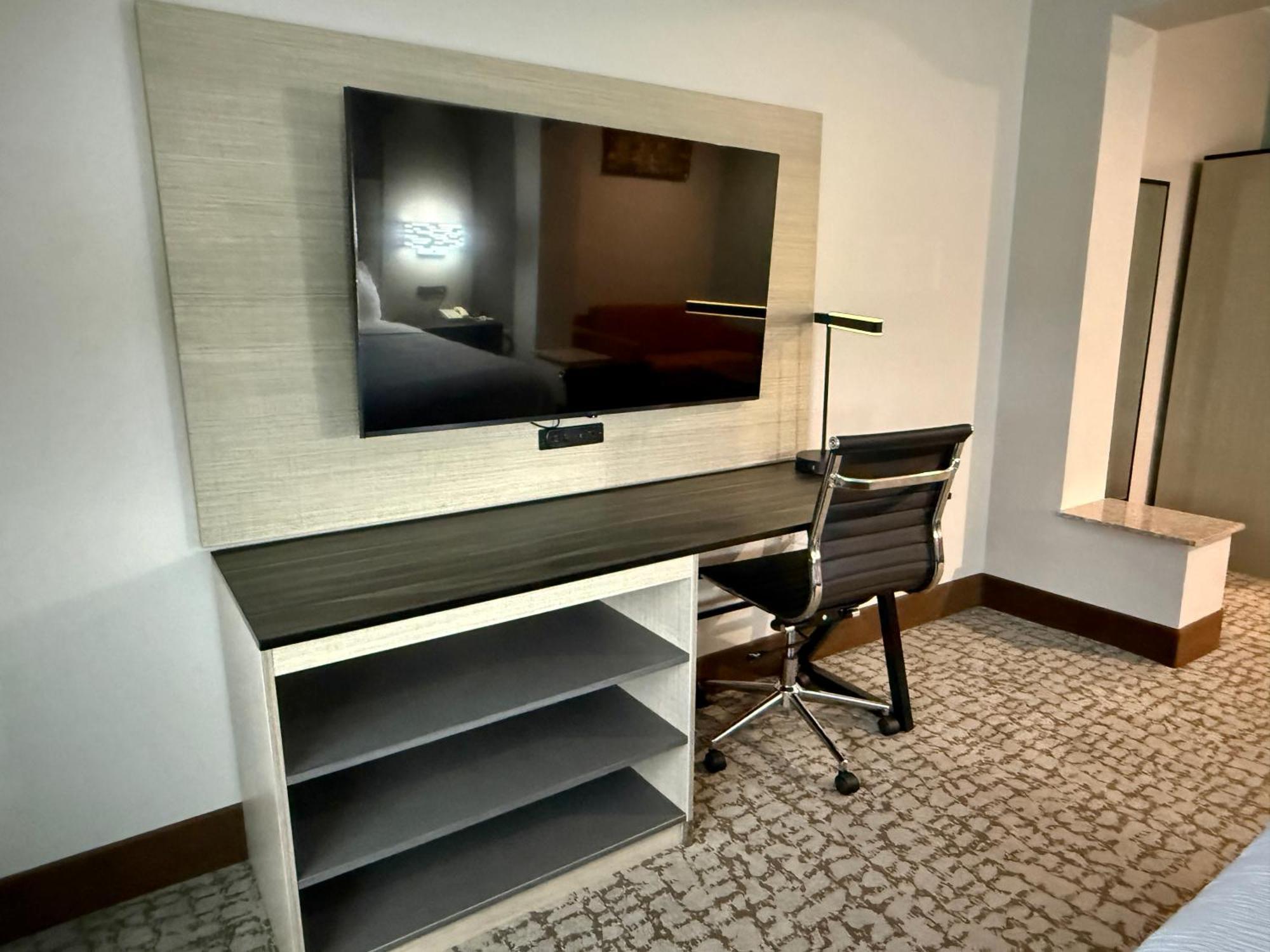 Baymont By Wyndham Texas City Eksteriør billede