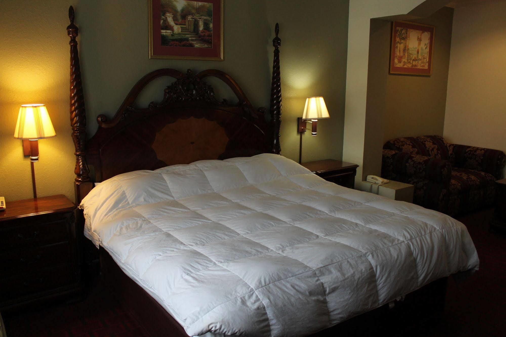 Baymont By Wyndham Texas City Eksteriør billede